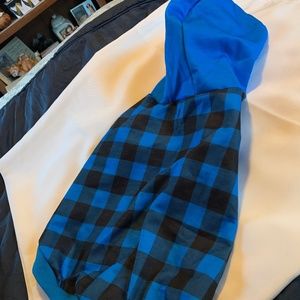 🎉Host Pick🎉 NIP!!  Blue and Black Plaid Dog Hoodie!